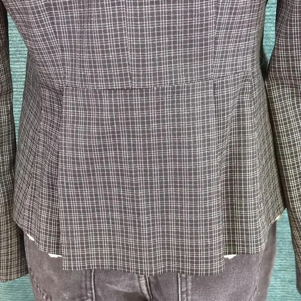 Ann Taylor Blazer Size 2 - Picture 8 of 10